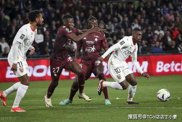 阿不都20+17新疆三人20+大胜广州 总比分2-0